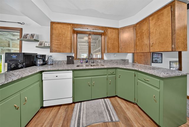 2710 Southland Street SW, Cedar Rapids, IA 52404