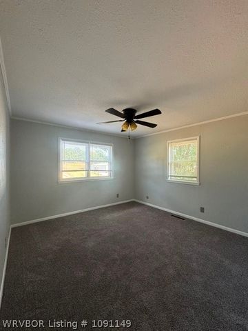 3223 Highway 59, Van Buren, AR 72956