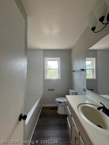 3223 Highway 59, Van Buren, AR 72956