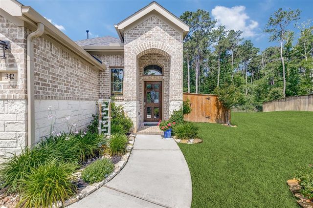 342 Topper Pines Drive, Montgomery, TX 77316