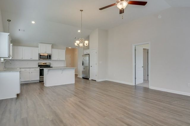 498 Amesbury Drive, Harlem, GA 30814