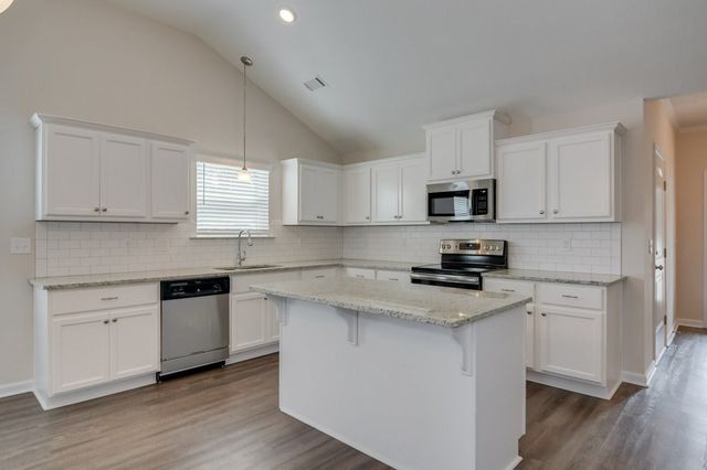 498 Amesbury Drive, Harlem, GA 30814