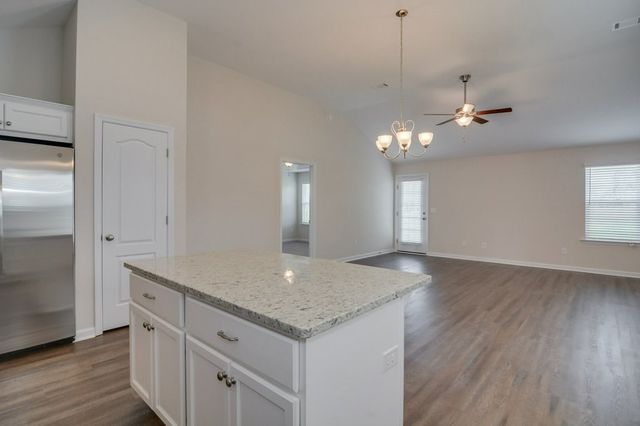 498 Amesbury Drive, Harlem, GA 30814