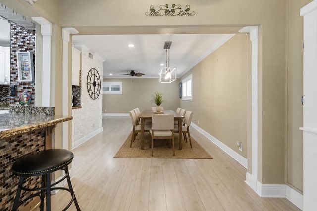 34 Colonial Club Drive 101, Boynton Beach, FL 33435