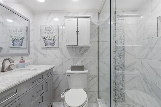 34 Colonial Club Drive 101, Boynton Beach, FL 33435