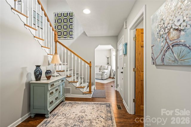 112 Bridlewood Trail, Mills River, NC 28759