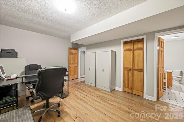 112 Bridlewood Trail, Mills River, NC 28759