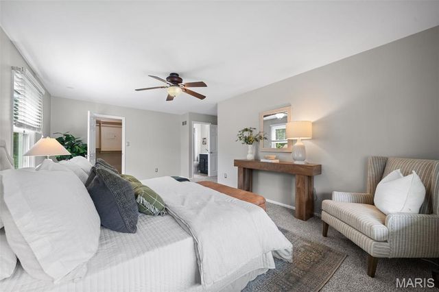 12326 Woodline Drive, St Louis, MO 63141