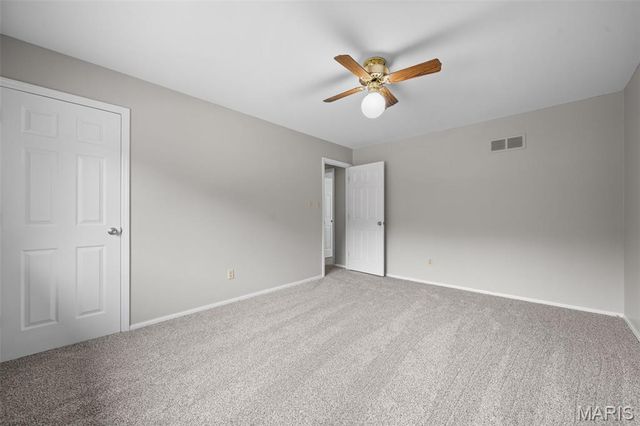 12326 Woodline Drive, St Louis, MO 63141