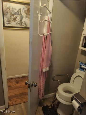 4092 E 72nd Street, Cleveland, OH 44105