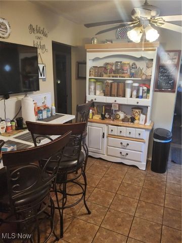 4092 E 72nd Street, Cleveland, OH 44105