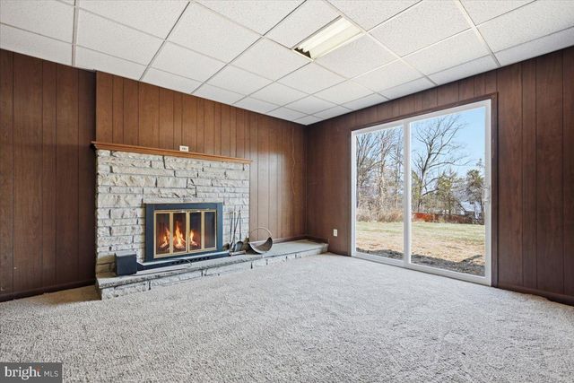 3728 KINGS RD, Pennsburg, PA 18073