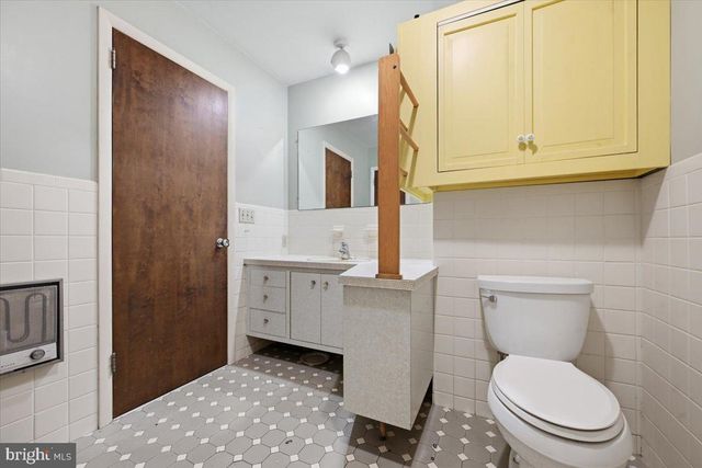 3728 KINGS RD, Pennsburg, PA 18073