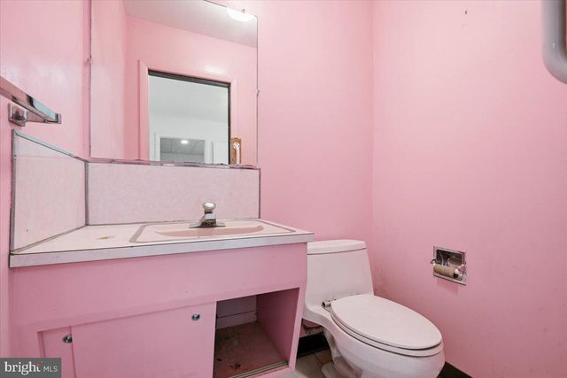 3728 KINGS RD, Pennsburg, PA 18073