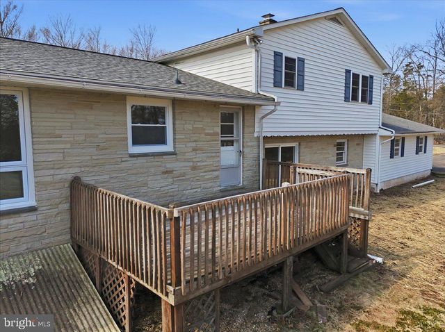 3728 KINGS RD, Pennsburg, PA 18073