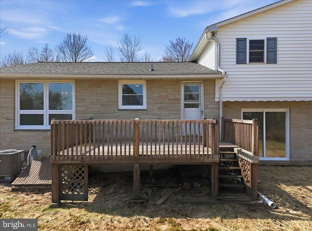 3728 KINGS RD, Pennsburg, PA 18073