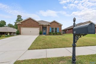 105 Oak Path Lane, Harvest, AL 35749