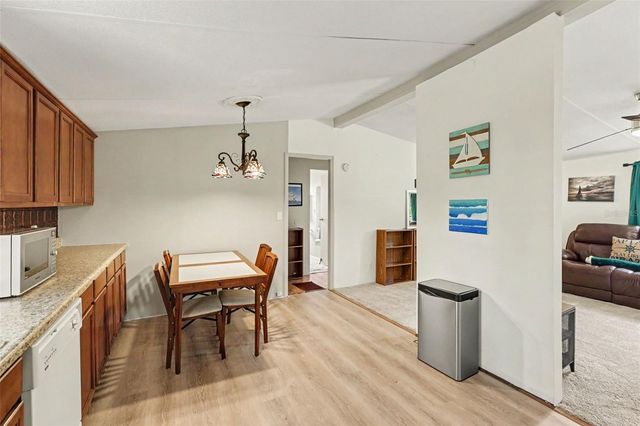 10239 LYONS AVENUE, Lithia, FL 33547