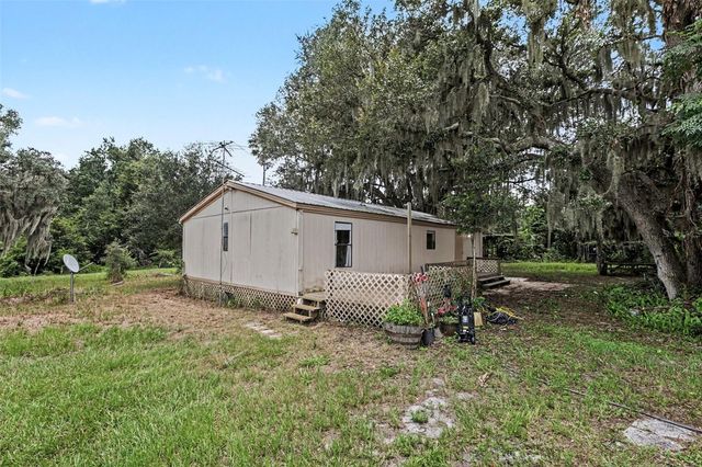 10239 LYONS AVENUE, Lithia, FL 33547
