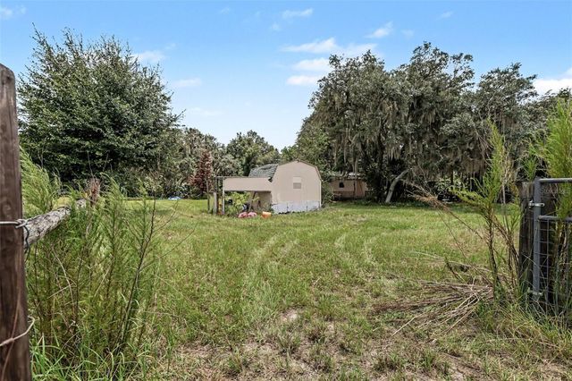 10239 LYONS AVENUE, Lithia, FL 33547