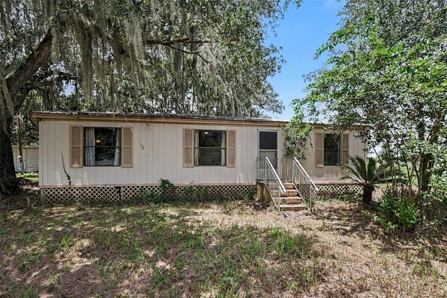10239 LYONS AVENUE, Lithia, FL 33547