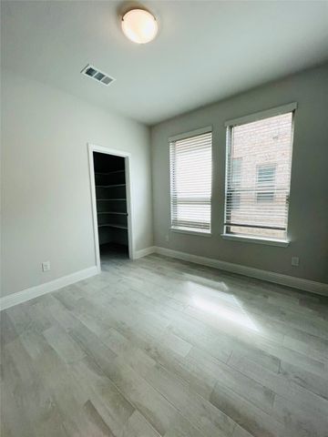 1052 Norias Drive, Forney, TX 75126