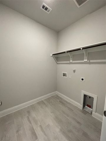 1052 Norias Drive, Forney, TX 75126