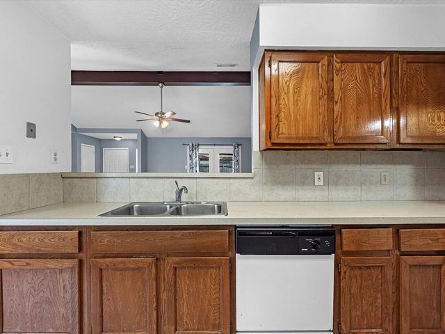 9902 Stepney Green Drive, Houston, TX 77070