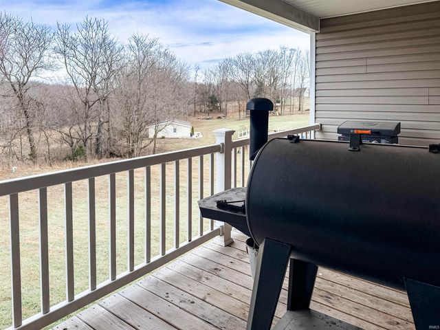 280 Knotting Hill Drive, Springville, IN 47462