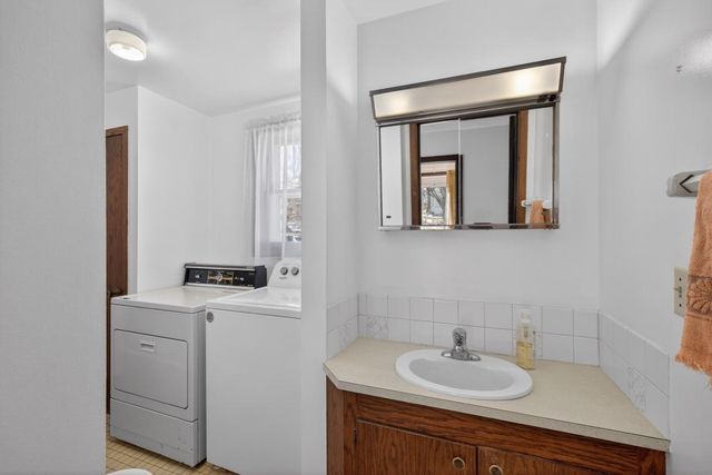 815 E Center Street, Rochester, MN 55904