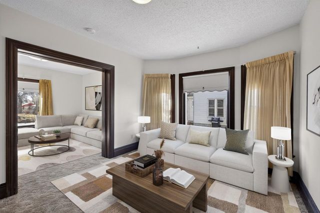 815 E Center Street, Rochester, MN 55904