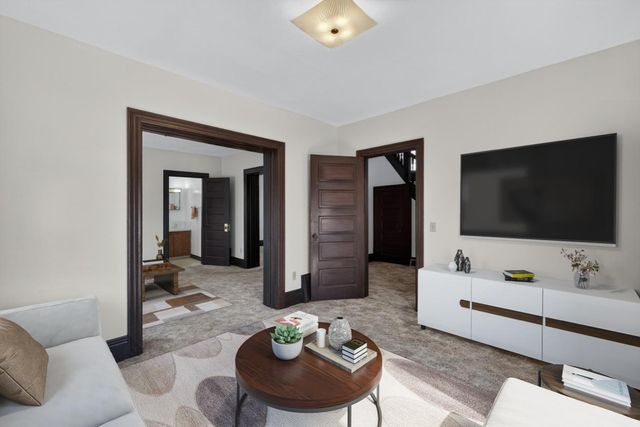 815 E Center Street, Rochester, MN 55904