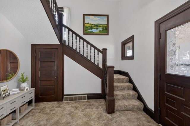 815 E Center Street, Rochester, MN 55904