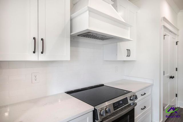 531 Bristleleaf Path, Kathleen, GA 31047