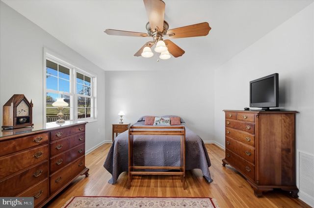 3093 OLD LEETOWN PIKE, Ranson, WV 25438