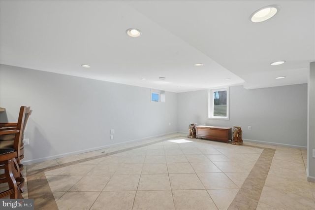 3093 OLD LEETOWN PIKE, Ranson, WV 25438