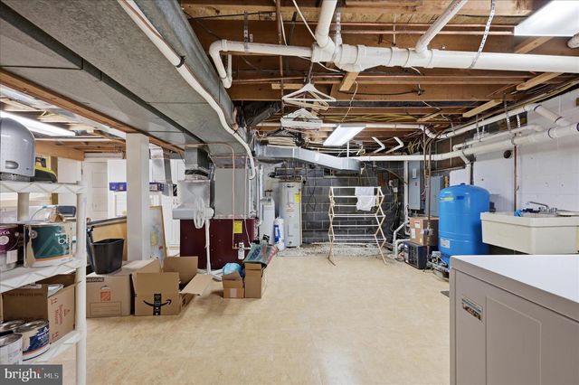 3093 OLD LEETOWN PIKE, Ranson, WV 25438