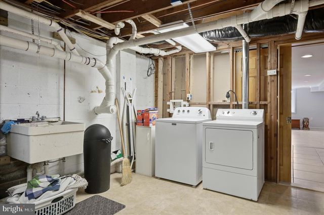 3093 OLD LEETOWN PIKE, Ranson, WV 25438