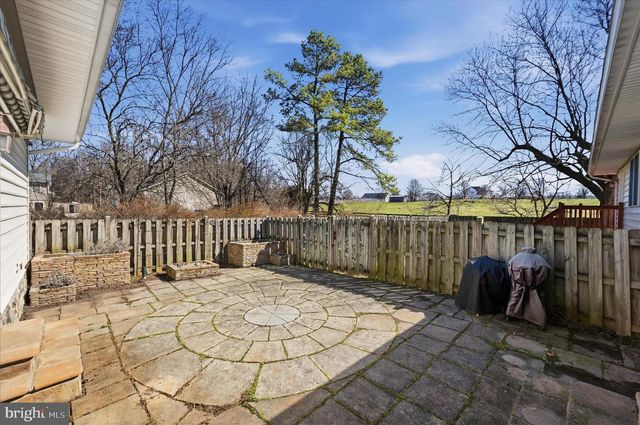 3093 OLD LEETOWN PIKE, Ranson, WV 25438