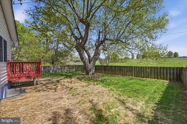 3093 OLD LEETOWN PIKE, Ranson, WV 25438