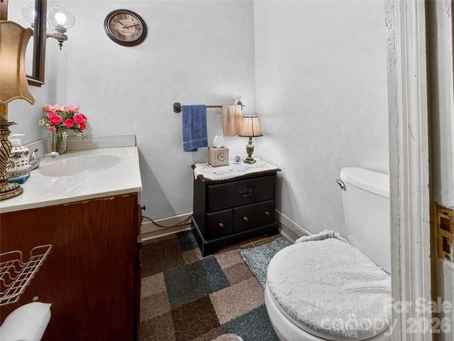 192 W Court Street, Rutherfordton, NC 28139