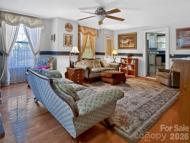 192 W Court Street, Rutherfordton, NC 28139