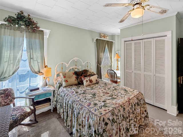 192 W Court Street, Rutherfordton, NC 28139