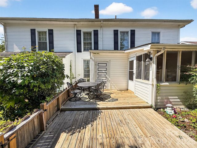 192 W Court Street, Rutherfordton, NC 28139