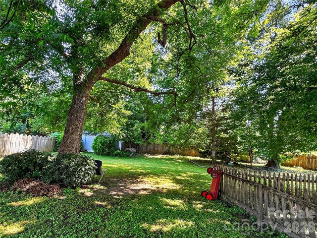 192 W Court Street, Rutherfordton, NC 28139