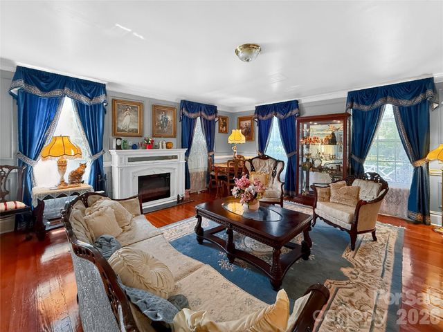 192 W Court Street, Rutherfordton, NC 28139