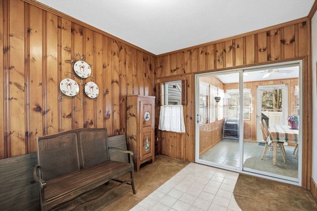 19 Jefferson Drive, Norwood, MA 02062