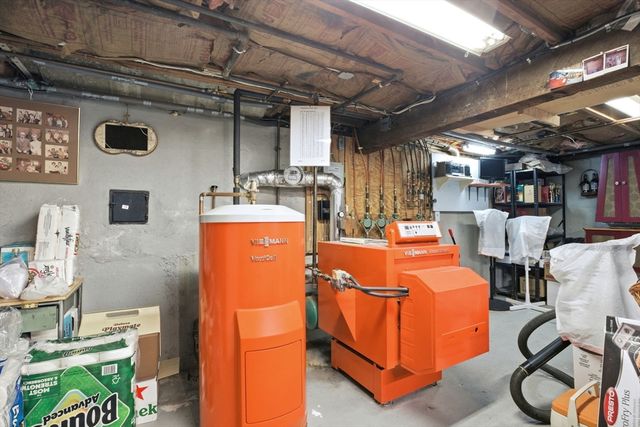 19 Jefferson Drive, Norwood, MA 02062