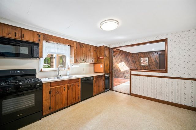 24 Still Drive, Hudson, MA 01749