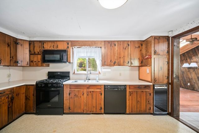 24 Still Drive, Hudson, MA 01749